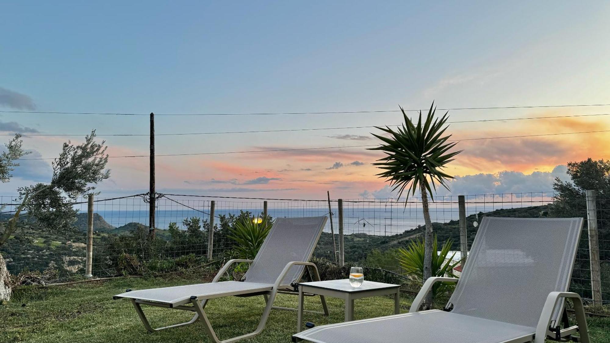 Villa Michael Triopetra Private Villa, Private Swimming Pool, Garden, Panoramic Sunset المظهر الخارجي الصورة
